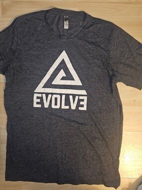 Evolve Graphic Tee Lg